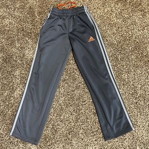 Adidas Boys track sweat pants small (8)